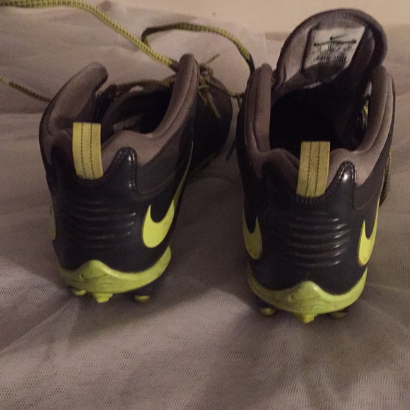 Nike cleats Football or lacrosse gray & Neon Green - Picture 2 of 5